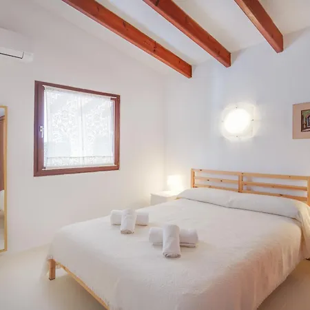 Вилла Aure Con Piscina Y Aire Acondicionado