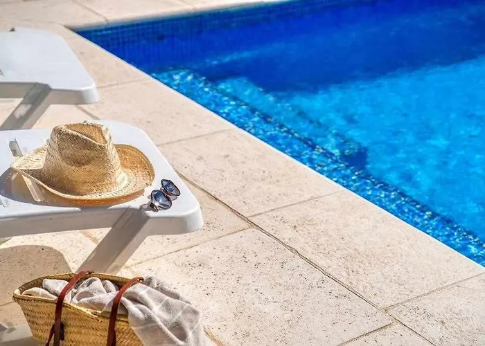 Aure | Con Piscina Y Aire Acondicionado!