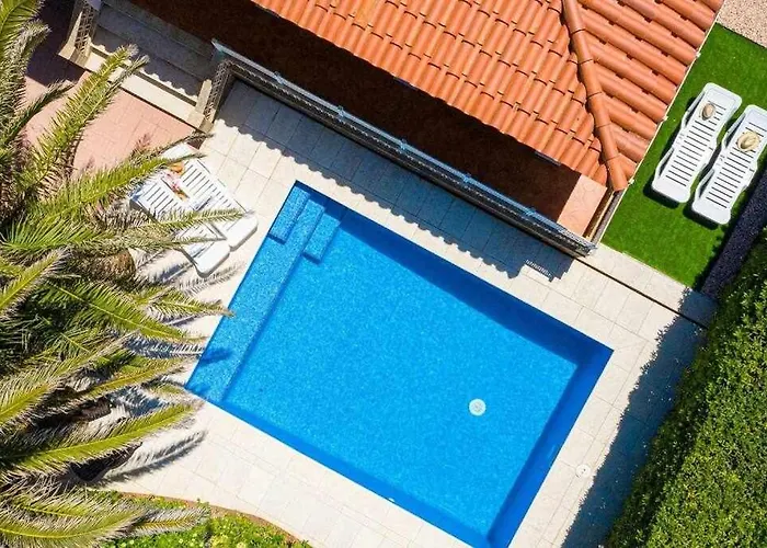 Aure | Con Piscina Y Aire Acondicionado! קאלאן בוש